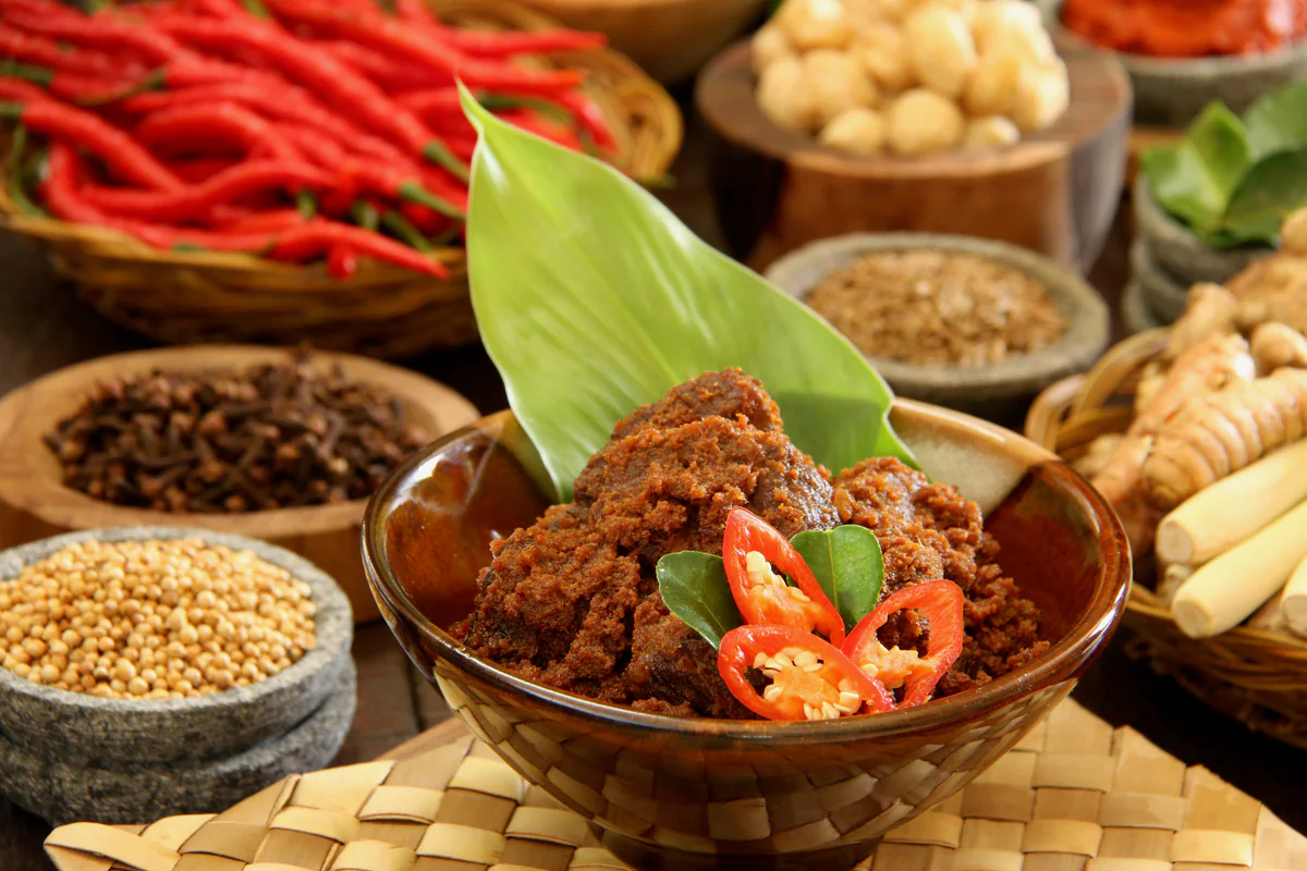 Penyajian Makanan Tradisional Indonesia