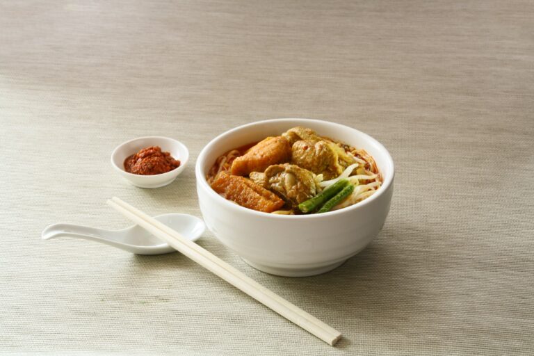 Thai boat noodle