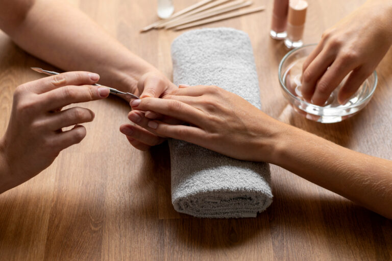 nail salon seminyak
