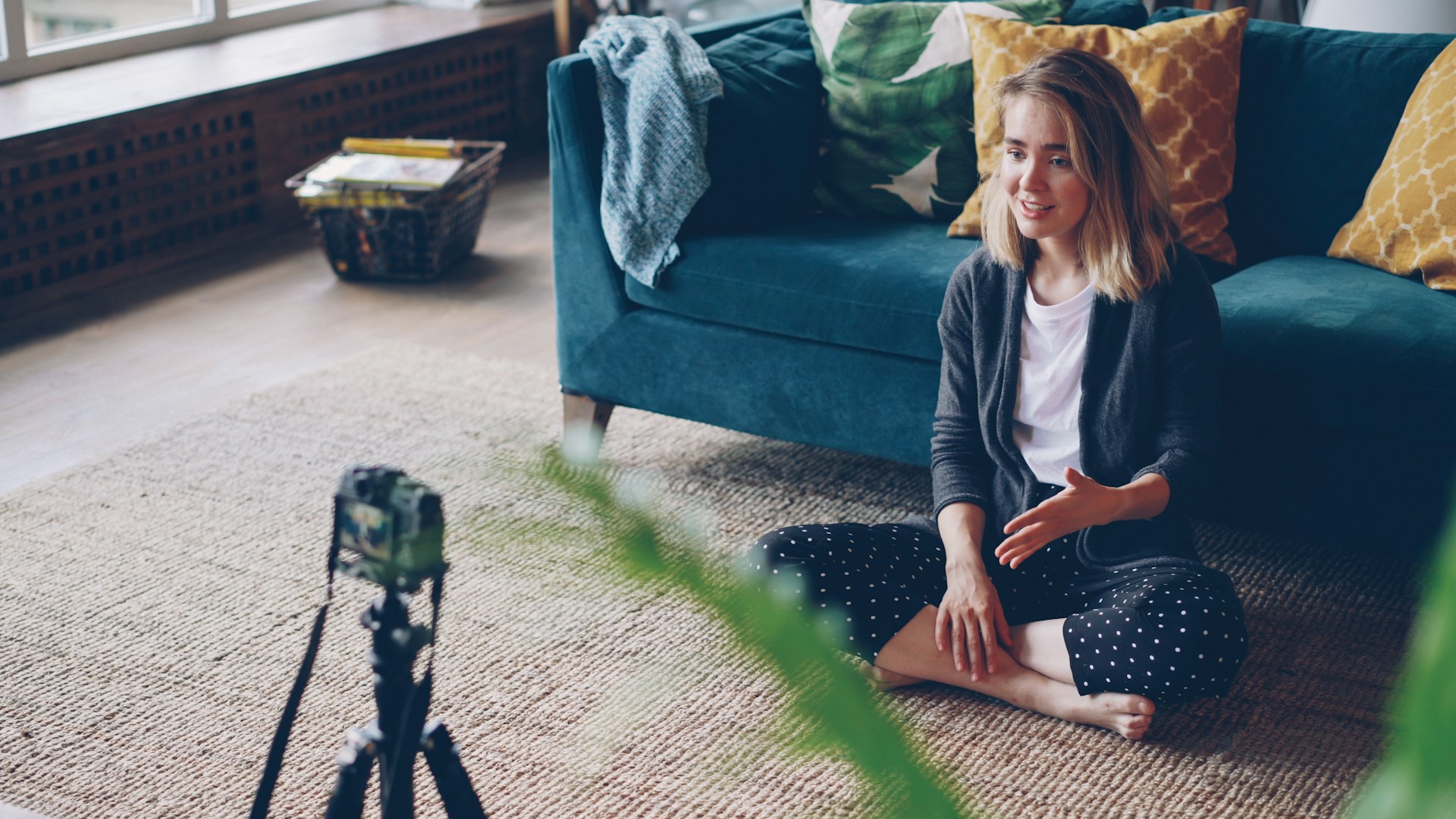 bisnis berbasis konten